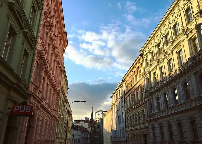 Limehome Halkova Praha