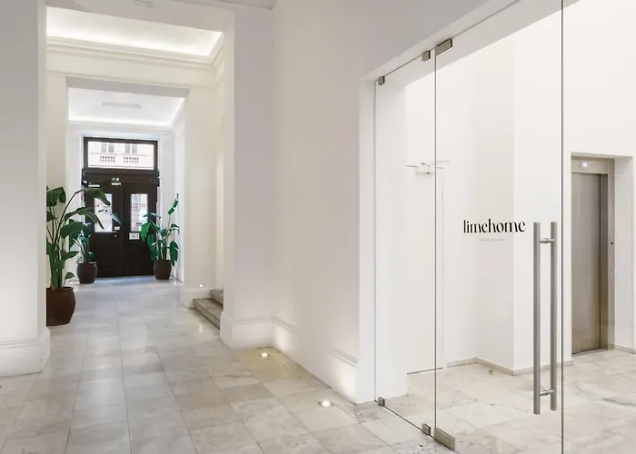Limehome Halkova Aparthotel Prag