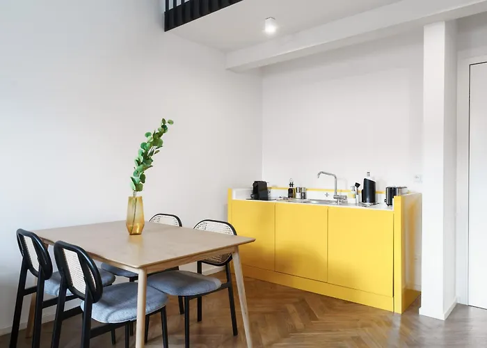 Aparthotel Limehome Halkova 4*