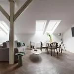 Limehome Muza Апарт-отель Прага