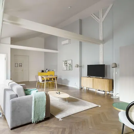 Limehome Muza