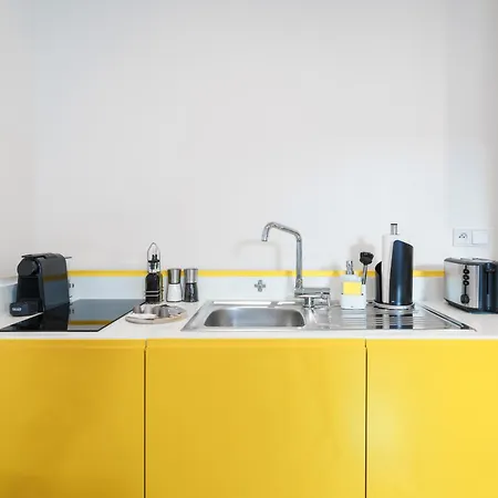 Limehome Muza Aparthotel 4*