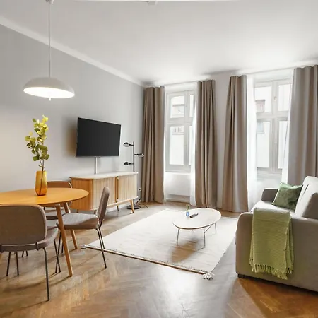 Limehome Muza Апарт-отель