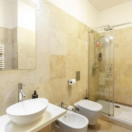 Limehome Muza 4* Prag
