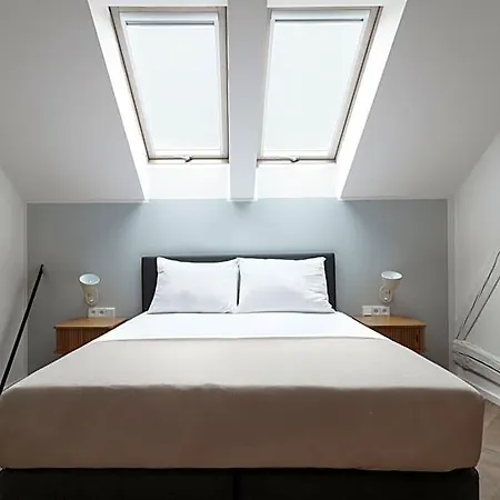 Limehome Muza Aparthotel