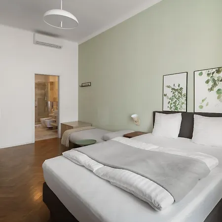 Apartahotel Limehome Múza