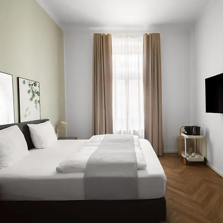 Limehome Muza Aparthotel