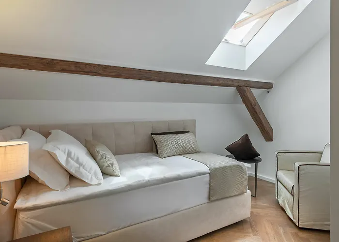 Lägenhetshotell Limehome Halkova 4*