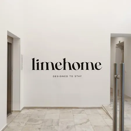 Limehome Halkova 4* Prague