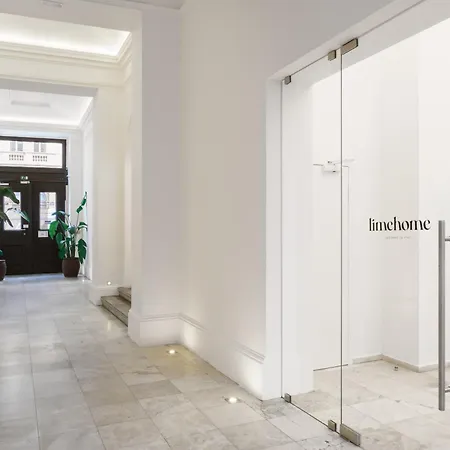 Limehome Halkova Aparthotel Prague