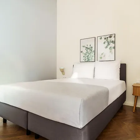 Limehome Muza 4* 프라하