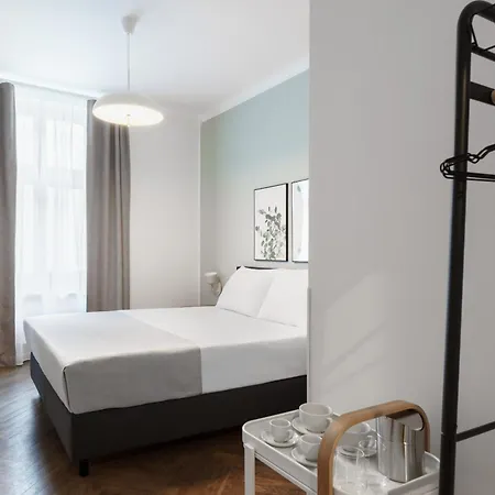 Aparthotel Limehome Halkova Prague