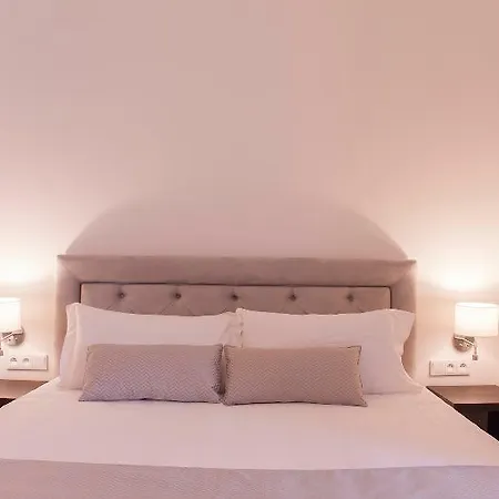 Aparthotel Limehome Halkova Prague